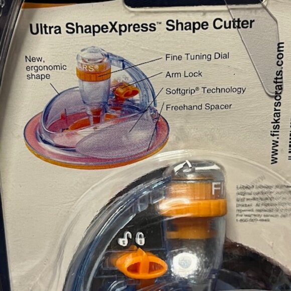NEW Fiskars Ultra ShapeXpress Shape Cutter Includes 2 Blades Craft Rotary Cutter - Picture 5 of 5